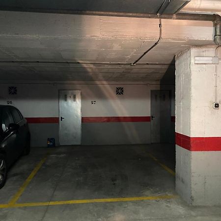 マラガPrivate Terrace & Free Parkingアパートメント エクステリア 写真